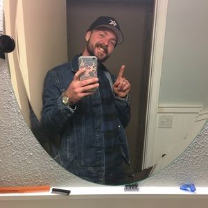 Meet your Posher, Timothy